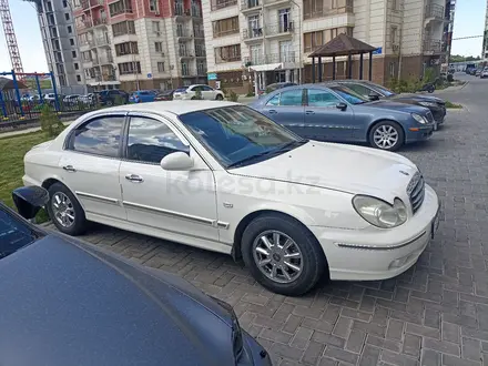 Hyundai Sonata 2003 года за 2 000 000 тг. в Шымкент – фото 3