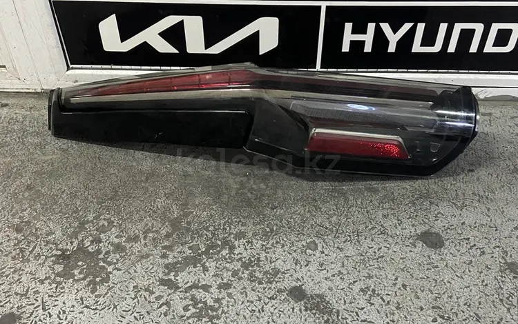 Cadillac Escalade 2025 год задний фонарь за 10 000 тг. в Алматы