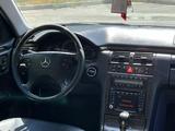 Mercedes-Benz E 320 2000 года за 6 500 000 тг. в Шымкент – фото 4