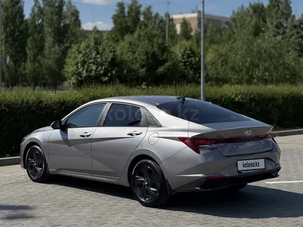 Hyundai Elantra 2022 года за 8 290 000 тг. в Кокшетау – фото 5
