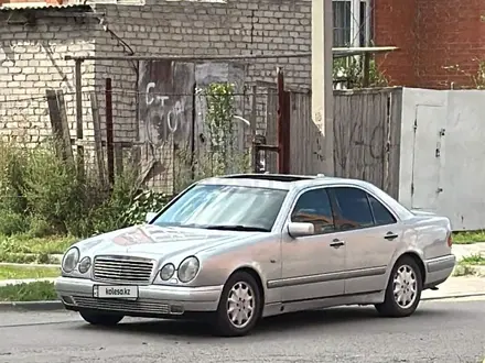 Mercedes-Benz E 320 1996 года за 3 200 000 тг. в Костанай – фото 3