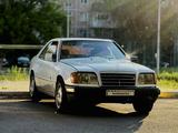 Mercedes-Benz E 220 1993 годаүшін1 300 000 тг. в Караганда – фото 3