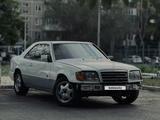 Mercedes-Benz E 220 1993 годаүшін1 300 000 тг. в Караганда – фото 2