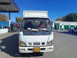 Isuzu  Elf (N-series) 2012 годаүшін3 800 000 тг. в Семей