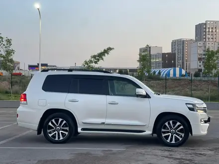 Toyota Land Cruiser 2017 года за 32 000 000 тг. в Шымкент – фото 2