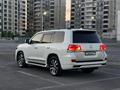 Toyota Land Cruiser 2017 года за 32 000 000 тг. в Шымкент