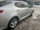 Kia K5 2014 годаfor7 500 000 тг. в Алматы – фото 2