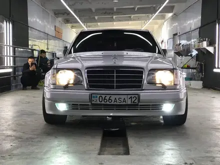 Обвес в сборе E500 на MERCEDES BENZ E-CLASS W124 за 330 000 тг. в Караганда – фото 4