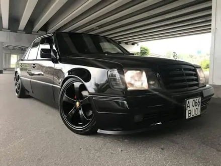 Обвес в сборе E500 на MERCEDES BENZ E-CLASS W124 за 330 000 тг. в Караганда