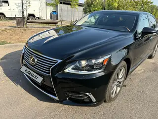 Lexus LS 460
