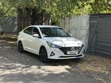 Hyundai Accent 2020 года за 5 200 000 тг. в Караганда
