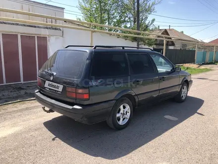 Volkswagen Passat 1993 года за 1 500 000 тг. в Тараз – фото 2