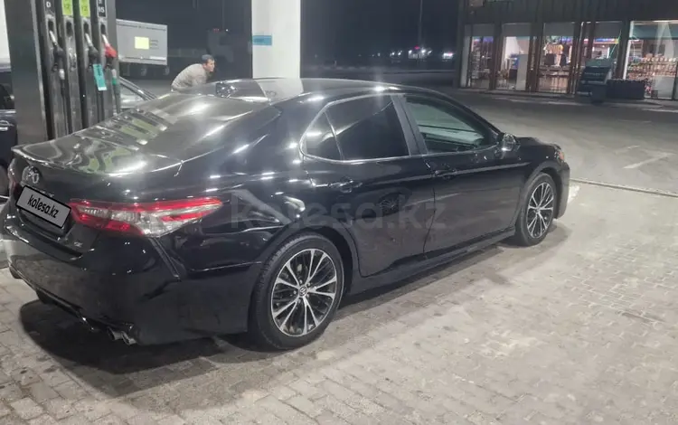 Toyota Camry 2019 года за 12 500 000 тг. в Алматы