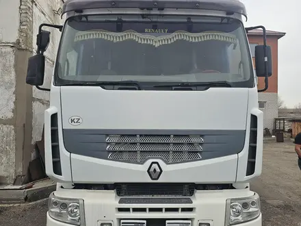Renault  Premium 2010 года за 27 000 000 тг. в Астана
