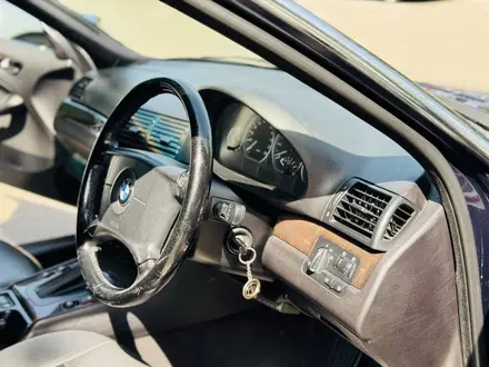 BMW 320 2004 года за 2 500 000 тг. в Алматы – фото 14