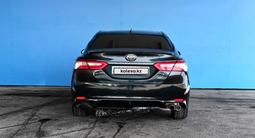 Toyota Camry 2020 года за 7 394 250 тг. в Шымкент – фото 4