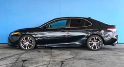 Toyota Camry 2020 года за 7 394 250 тг. в Шымкент – фото 5