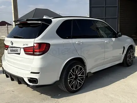 BMW X5 2015 года за 15 800 000 тг. в Шымкент – фото 11