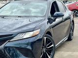 Toyota Camry 2018 года за 15 000 000 тг. в Алматы