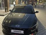 Hyundai Elantra 2021 года за 11 500 000 тг. в Шымкент