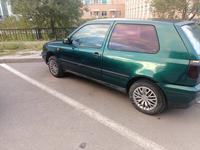 Volkswagen Golf 1995 года за 1 000 000 тг. в Астана