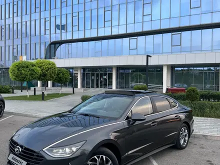 Hyundai Sonata 2023 года за 12 000 000 тг. в Актау – фото 2