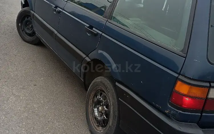 Volkswagen Passat 1989 годаfor1 199 000 тг. в Костанай