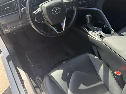 Toyota Camry 2021 года за 15 000 000 тг. в Павлодар – фото 14