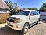 Toyota Fortuner 2006 годаүшін6 500 000 тг. в Актобе – фото 2