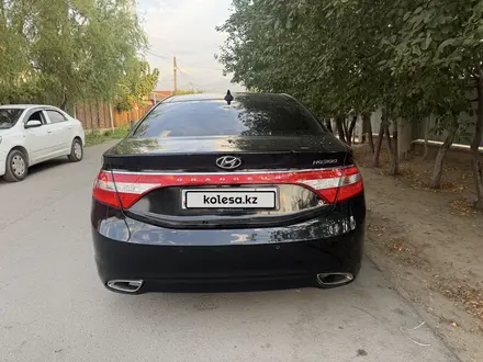 Hyundai Grandeur 2011 года за 7 000 000 тг. в Алматы – фото 28