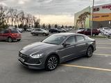 Hyundai Sonata 2022 года за 13 500 000 тг. в Алматы – фото 2