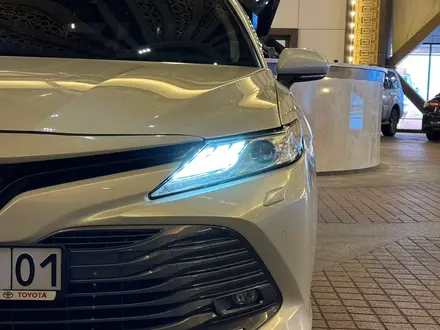 Toyota Camry 2020 года за 14 500 000 тг. в Астана – фото 7