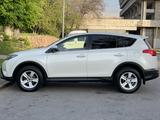 Toyota RAV4 2013 года за 10 000 000 тг. в Алматы – фото 4