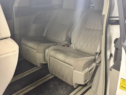 Toyota Estima 2009 года за 8 000 000 тг. в Астана – фото 29