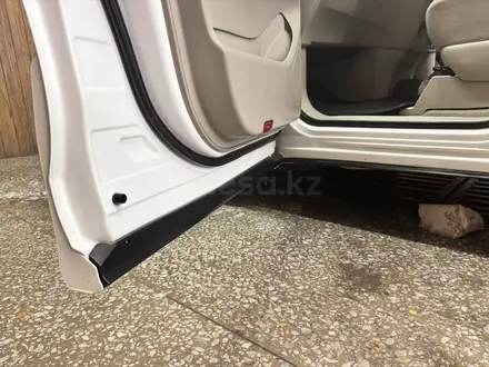 Toyota Estima 2009 года за 8 000 000 тг. в Астана – фото 35