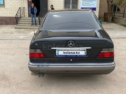 Mercedes-Benz E 320 1993 годаүшін1 399 999 тг. в Шымкент – фото 4