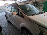 Mitsubishi Grandis 2006 годаfor4 350 000 тг. в Актобе – фото 3