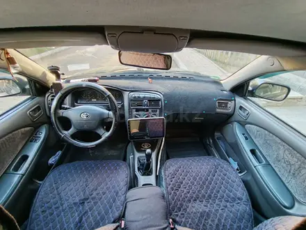 Toyota Avensis 1999 года за 2 800 000 тг. в Астана – фото 2
