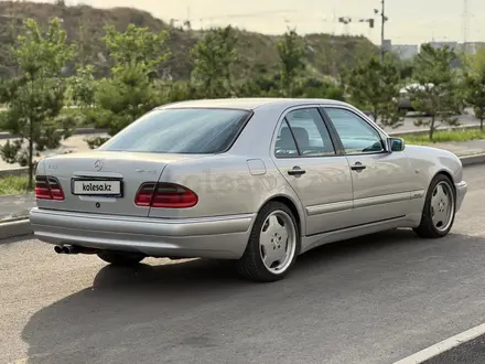 Mercedes-Benz E 55 AMG 1998 года за 8 800 000 тг. в Алматы – фото 3