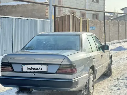 Mercedes-Benz E 200 1991 года за 1 550 000 тг. в Алматы – фото 6