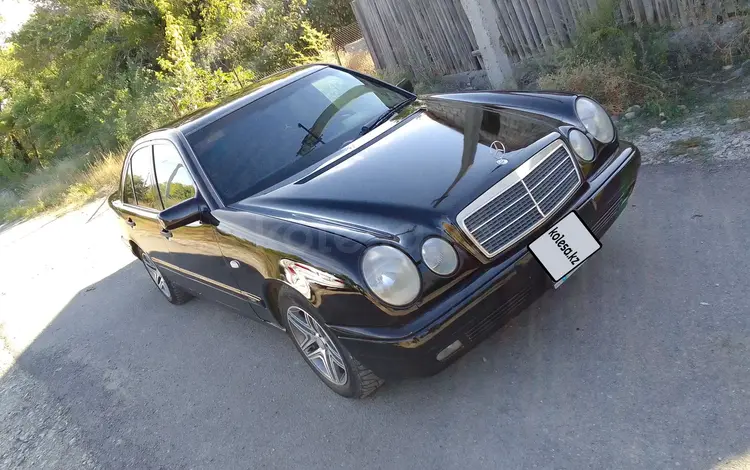 Mercedes-Benz E 230 1996 годаfor2 600 000 тг. в Талдыкорган