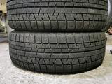 Резина 2-шт 215/60 r16 Yokohama из Японии за 38 000 тг. в Алматы