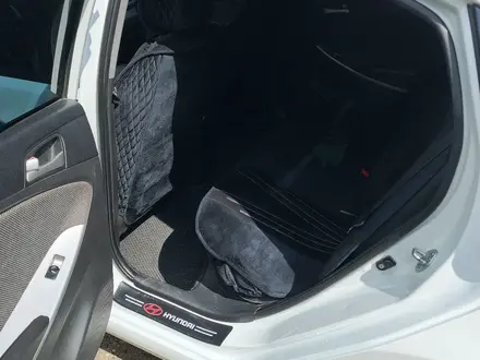 Hyundai Accent 2014 года за 5 200 000 тг. в Усть-Каменогорск – фото 13