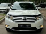 Toyota Highlander 2013 года за 15 300 000 тг. в Алматы – фото 3