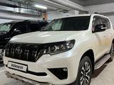 Toyota Land Cruiser Prado 2022 года за 31 000 000 тг. в Уральск