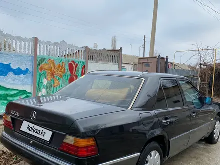 Mercedes-Benz E 230 1993 года за 600 000 тг. в Тараз – фото 2