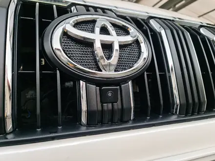 Toyota Land Cruiser Prado 2022 года за 38 500 000 тг. в Алматы – фото 16