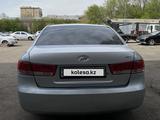 Hyundai Sonata 2005 годаүшін3 300 000 тг. в Астана – фото 5