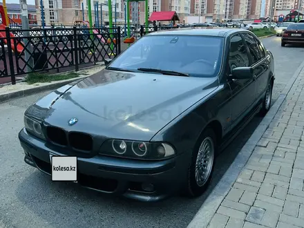 BMW 528 1998 года за 2 590 000 тг. в Шымкент – фото 3