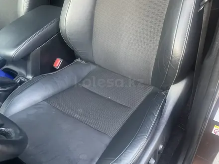 Toyota RAV4 2018 года за 11 500 000 тг. в Алматы – фото 12